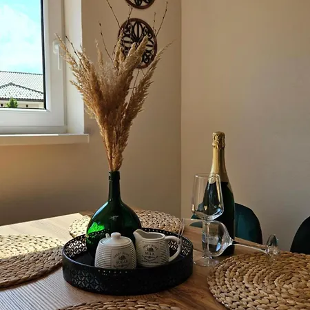 Nyaraló Apartmanovy Domcek