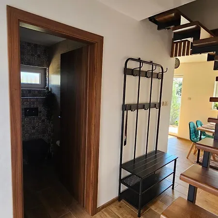 Apartmanovy Domcek 別荘 ヴェルカー・ロムニツァ